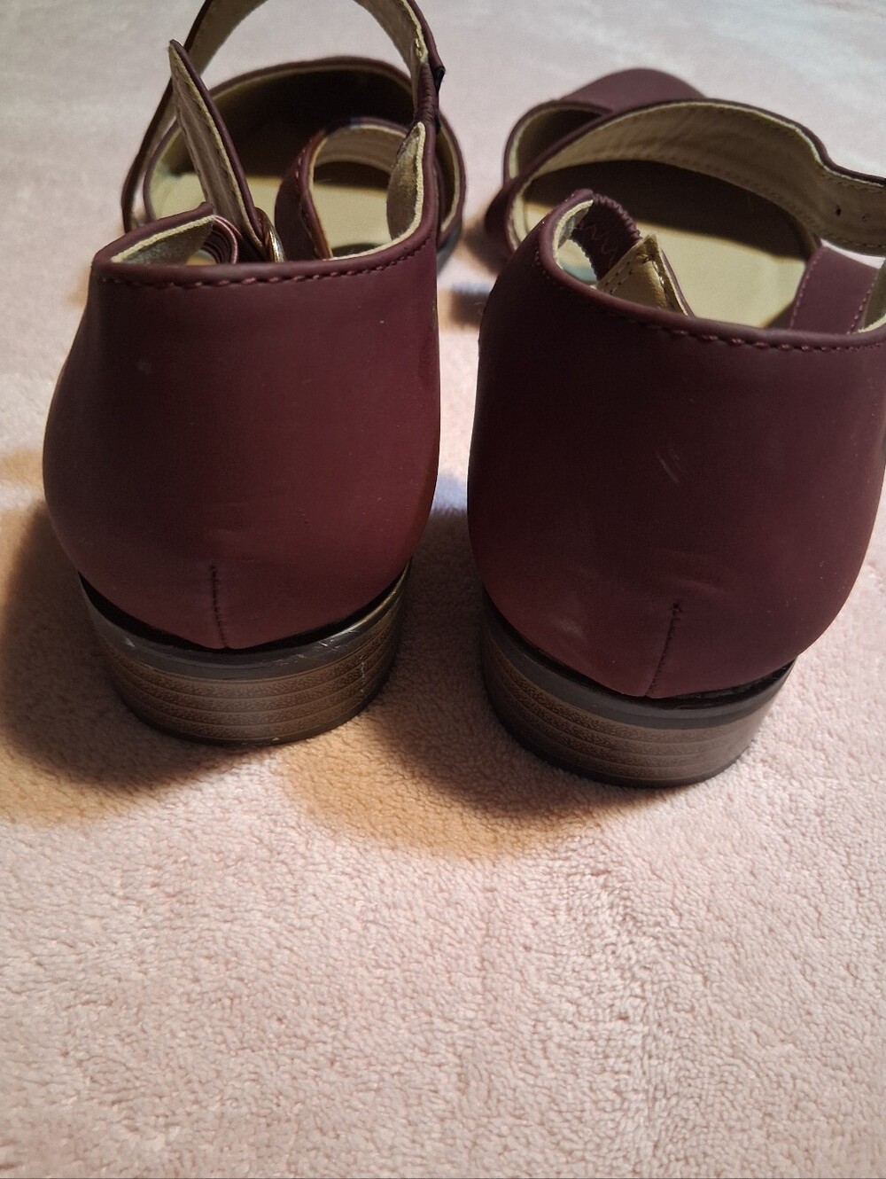Burgundy Pointed Toe Criss Cross Strappy D'Orsay Flats Size 7 Journee Collection - Picture 6 of 9